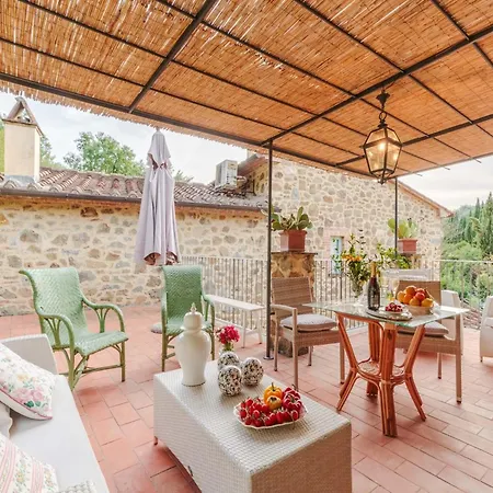 With Shared Pool In San Rocco Villa