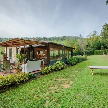With Shared Pool In San Rocco Villa