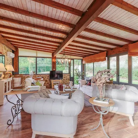 Villa With Shared Pool In San Rocco Lamporecchio