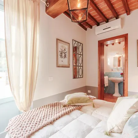 别墅 With Shared Pool In San Rocco *